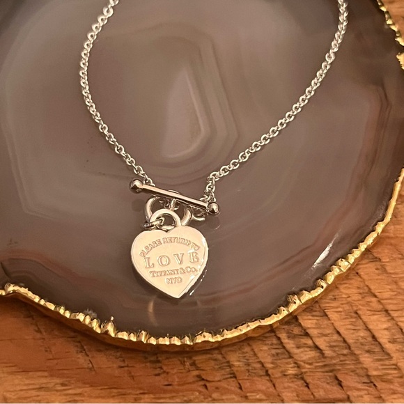 Authentic Tiffany & Co.® Return to Tiffany® Heart Tag Toggle Bracelet - Medium - Picture 9 of 9